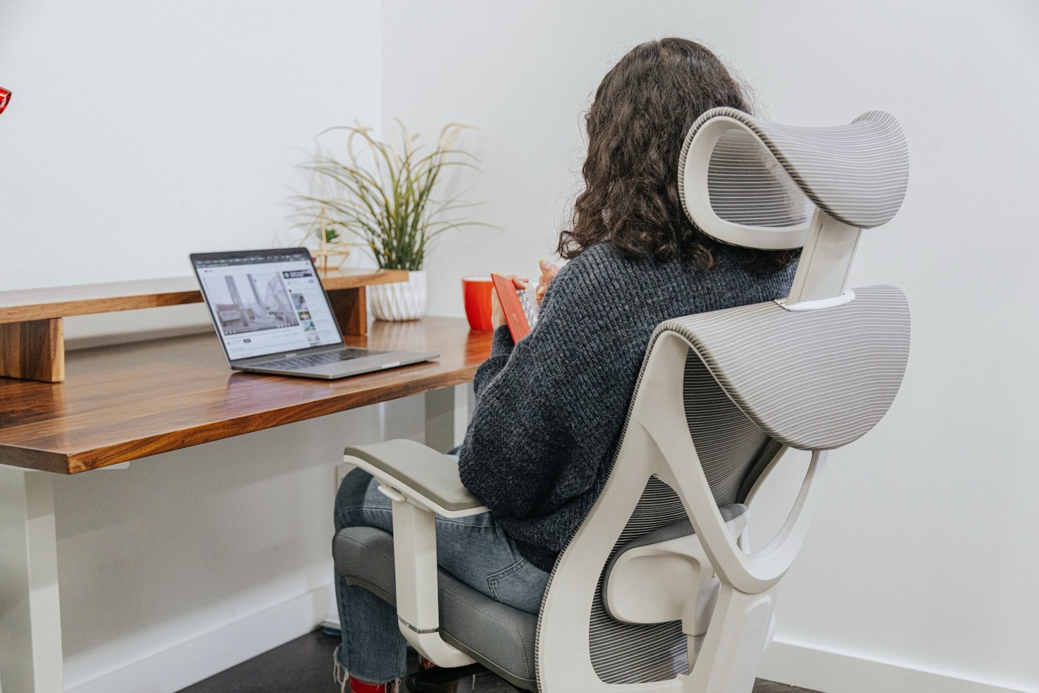 Must Have Accessories To Streamline Your Digital Workflow
