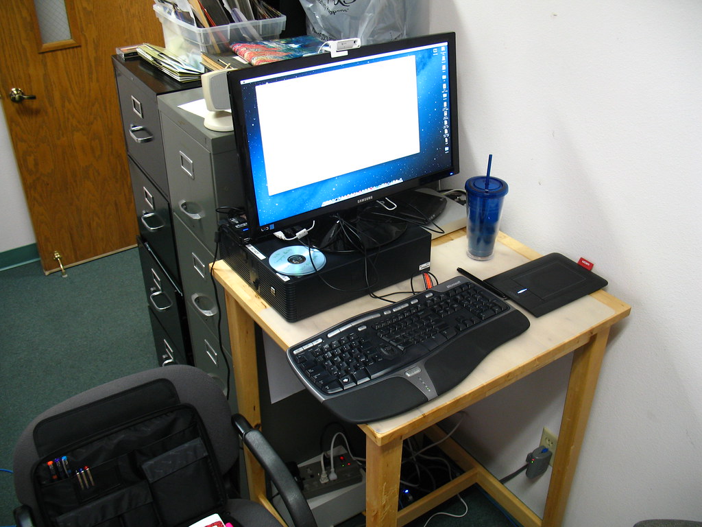 Productivity tools for remote workers who hate clutter featured image